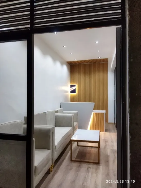 gallery grid image