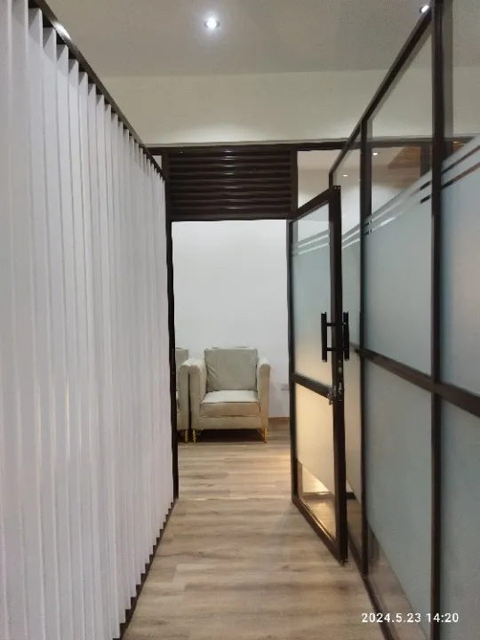 gallery grid image