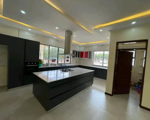 Kitchenb